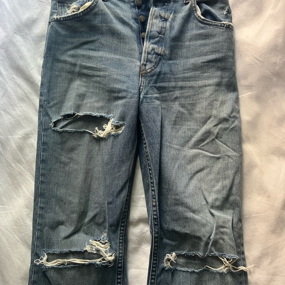 SOLD Reformation Cynthia High Rise Relaxed Jeans - Picture 7 of 7